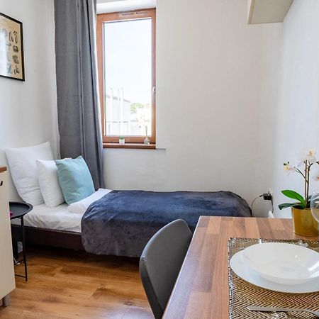 בודפשט Central - Bright - Calm Studio For Solo Travellers מראה חיצוני תמונה