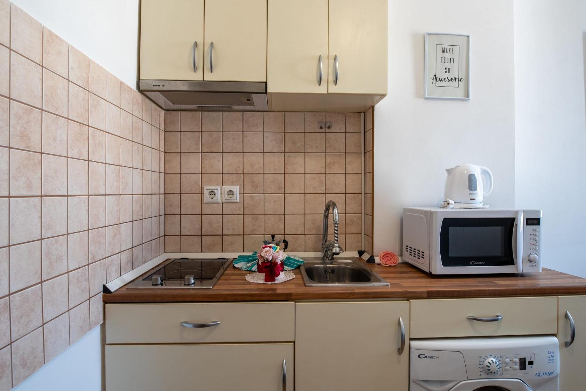 בודפשט Central - Bright - Calm Studio For Solo Travellers מראה חיצוני תמונה